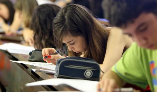 El aprendizaje de un segundo idioma beneficia al estudiante de manera profesional y académica, con la amplia posibilidad de mejores oportunidades laborales. Foto: EFE/referencial