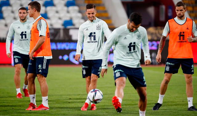 Entrenamiento de la selección española previo al partido contra Kosovo. Foto: SeFutbol/Facebook