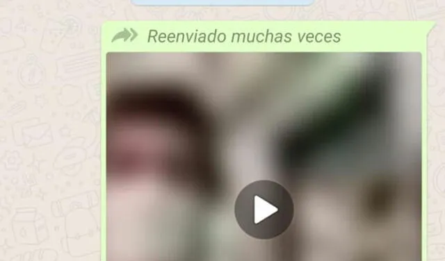 Si un mensaje se vuelve viral en WhatsApp, saldrá este mensaje encima. Foto: Tu Experto