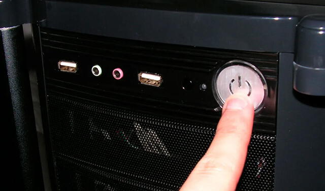 ¿Por qué no es recomendable apagar tu PC usando el botón de encendido?