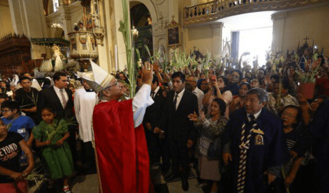 En el Domingo de Ramos se realiza la tradicional bendición de las palmas. Foto: La República