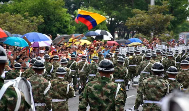 desfile militar en Cali