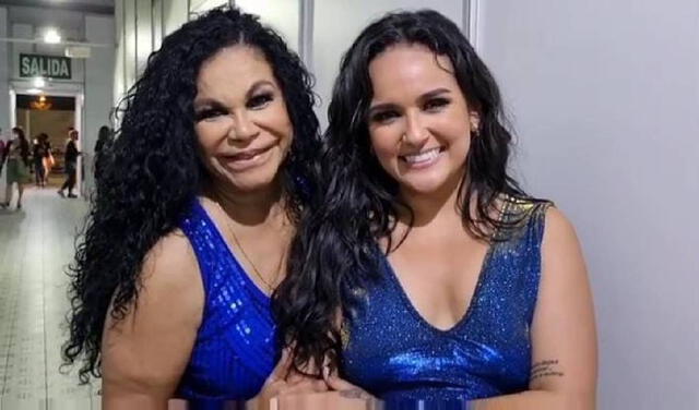 Eva Ayllón y Daniela Darcourt lograron vender todas las entradas a su espectáculo. Foto: Instagram