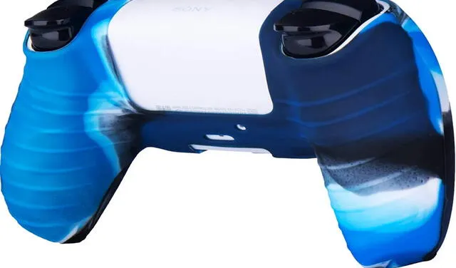 Funda para mando de PlayStation 5 YoRHa. Foto: Topes de Gama. Funda para mando de PlayStation 5 YoRHa. Foto: Topes de Gama.