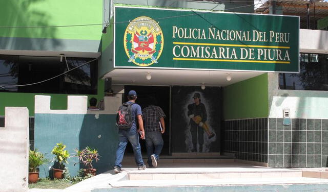 Víctimas denuncieron el robo de sus pertenencias en la Comisaría de Piura. Foto: Walac.