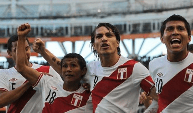 El equipo nacional del Perú consiguió la medalla de bronce en la Copa América 2011 bajo la dirección de Sergio Markarián. Foto: AFP
