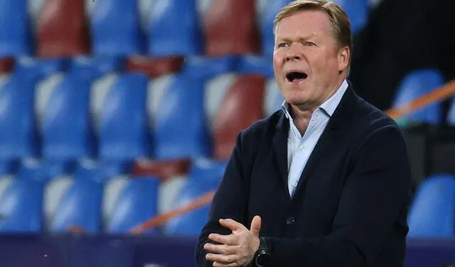 Ronald Koeman dirigiría su segunda temporada en Barcelona. Foto: AFP