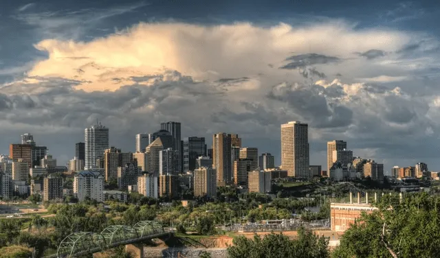 Alberta es una de las ciiudades de Canadá con menos opciones de trabajo para los meseros. Foto: Mequieroir.com