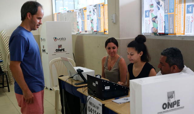 Quienes no cumplan su rol de miembros de mesa tendrán una multa de 220 soles. Foto: Grupo La República