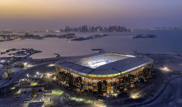 Los estadios del Mundial Qatar 2022 se encuentran cerca a la ciudad de Doha. Foto: AFP