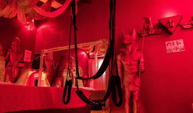 El columpio sexual es un juguete sexual para encender el erotismo. Foto: Rooms Madrid