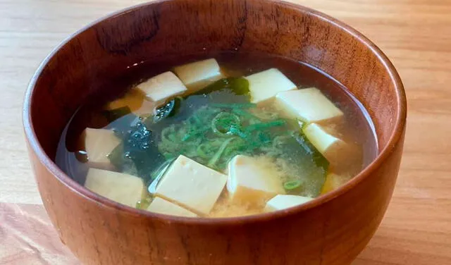 La sopa de miso es tradicional de Japón. Foto: Cookpad