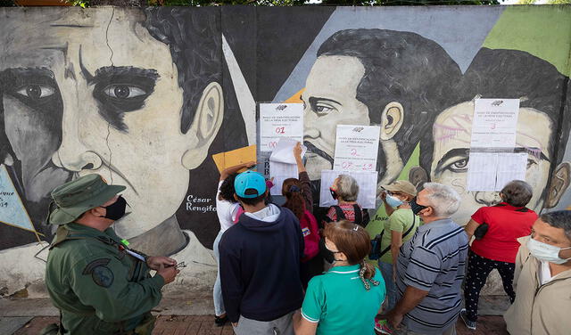 Venezuela vota este domingo, con la presencia por primera vez en años de la oposición en la papeleta. Foto: EFE