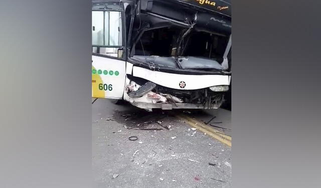 Bus interprovincial de la empresa Moquegua chocó con un camión. Foto: Difusión