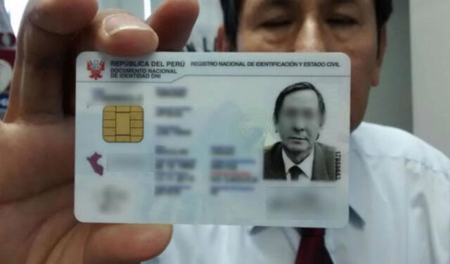 Con el DNI los ciudadanos pueden realizar trámites virtuales como el voto electrónico, la firma digital y la obtención de certificados de actas oficiales con pleno valor legal. Foto: La República