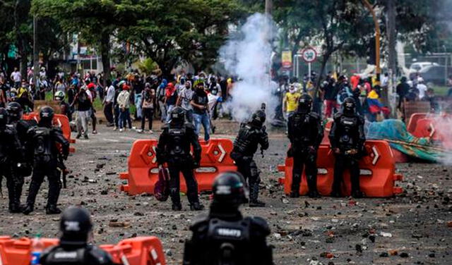 Protestas en Colombia deja al menos 27 muertos y cientos de desaparecidos