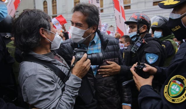 Simpatizantes de Fuerza Popular y Perú Libre se aglomeraron durante audiencia a Keiko Fujimori