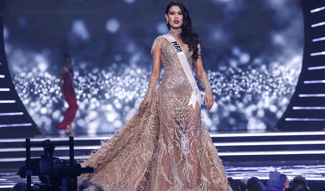 En la gala número 70 del Miss Universo el Perú es representada por Yely Rivera . Foto: Menahem KAHANA / AFP