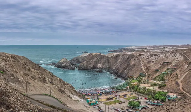 Vista de la playa Catarindo. Foto: JC Salinas / Flickr