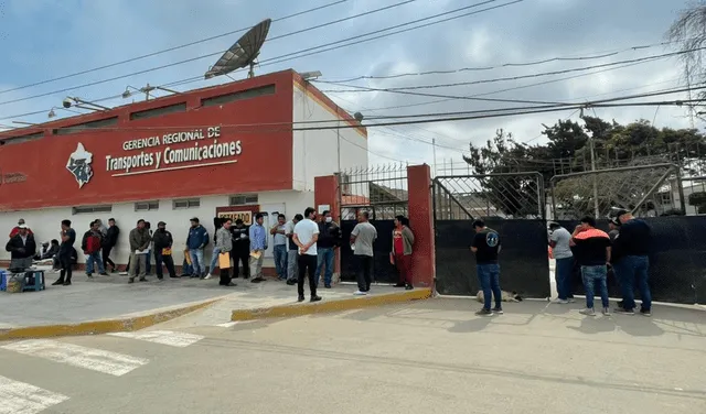 Lambayeque: miles de transportistas a la espera de brevetes por falta de insumos