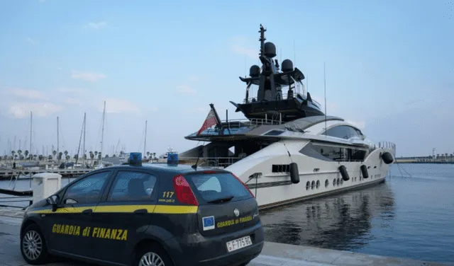 Tras la invasión a Ucrania, los oligarcas rusos han sido objeto de sanciones, como la confiscación de sus yates. Foto: AFP