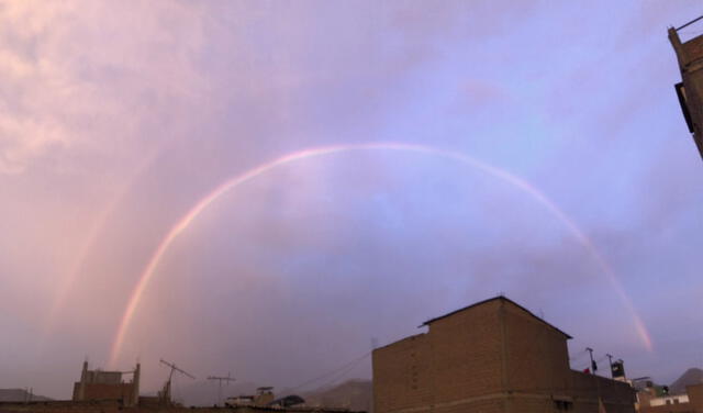 El arcoiris doble es un fenómeno poco común, pero que se presentó en Lima. Foto: Twitter /@TeranSobrino