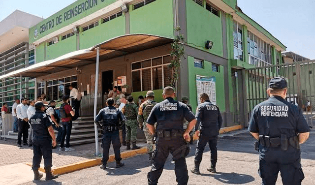 Enfrentamiento en cárcel de México deja ocho internos muertos y siete heridos