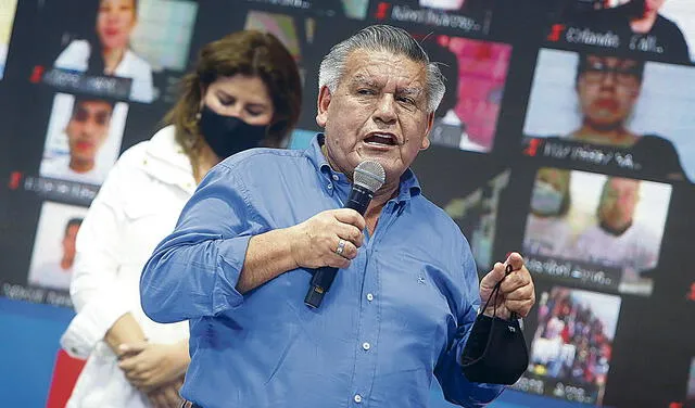 César Acuña. Su bancada irá con la que lidera Acción Popular. Foto: Félix Contreras / La República