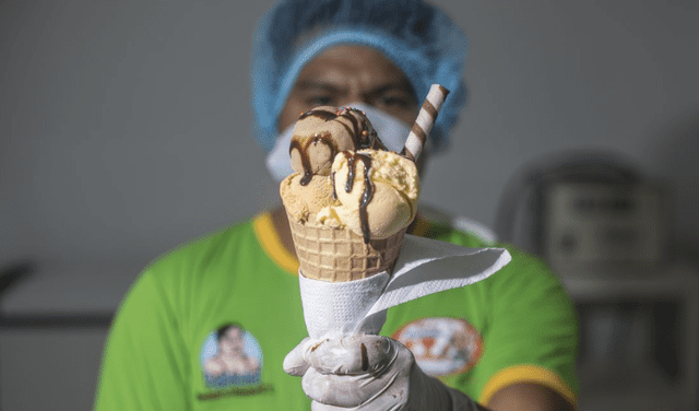 Comer helados artesanales es otra alternativa para pasar tiempo en pareja