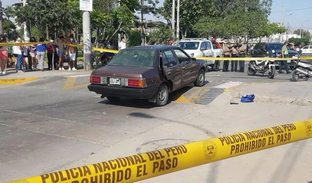 PNP investiga el crimen suscitado en la calle Fermín Tanguis. Foto: Giuliana Castillo / URPI - LR