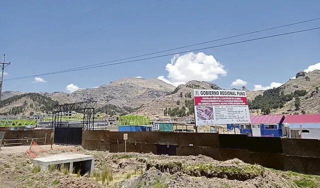 Obra hospital Manuel Núñez Butrón, Puno