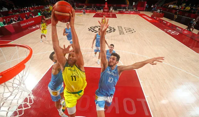 Australia clasificó a semifinales tras vencer a Argentina por 97-59. Foto: AFP