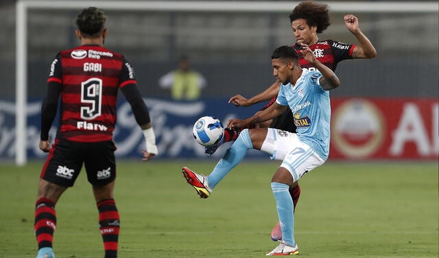 Flamengo visitó el Perú por última vez en 2007, cuando enfrentó a Cienciano por la Libertadores. Foto: EFE