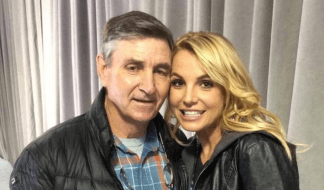 El papá de Britney Spears pide que se le pague sus honorarios por “cuidar” a la cantante