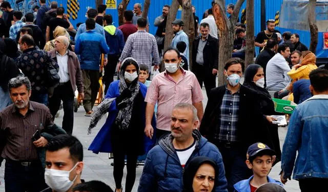Irán se enfrenta a la tercera ola del coronavirus con cifras récord de muertes y contagios