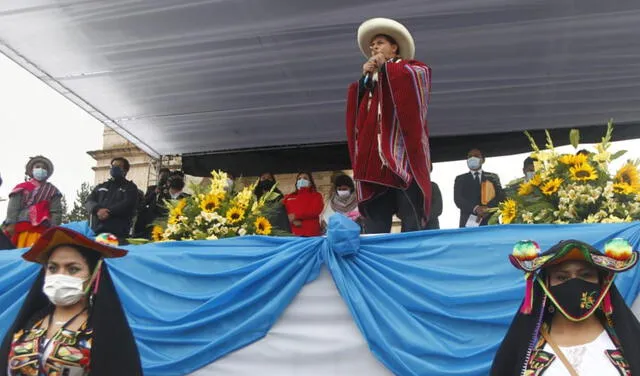 Presidente Castillo llegó a Puno para reunirse con autoridades y dirigentes. Foto: Juan Carlos Cisneros/La República