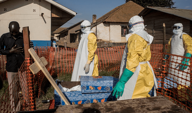 El brote de ébola contagió a 3.400 personas, de las que 2.300 murieron. Foto: AFP