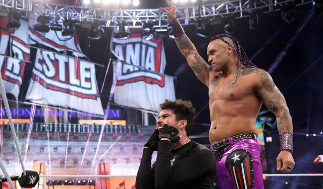 Bad Bunny y Damian Priesta sellaron un victoria en su primer WrestleMania. Foto: WWE
