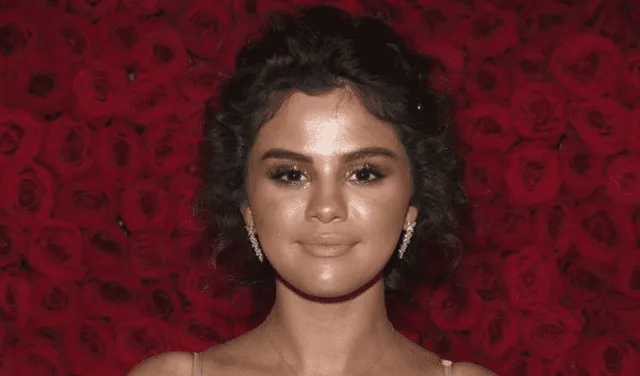 Selena Gomez en la alfombra roja del Met Gala 2018. Foto: