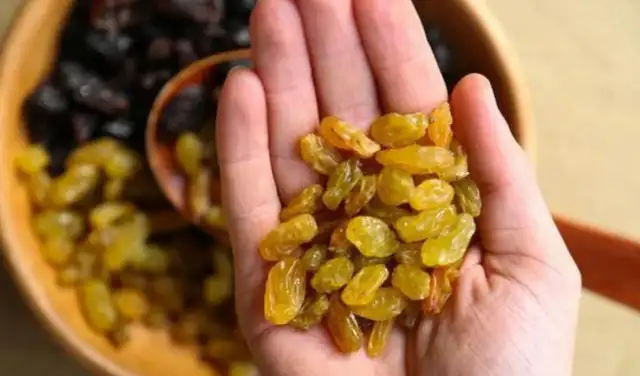 Puedes consumir pasas entre cuatro o cinco días para mejorar el tránsito intestinal. Foto: EFE