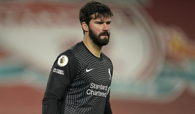 Tremendos bloppers de Alisson que desencadena en goles del Manchester City