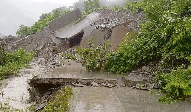 Ucayali. Carretera Basadre sufrió daños debido a lluvias. Foto: difusión   