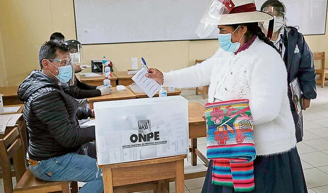  Deseo. La mayoría de los peruanos quiere nuevos comicios. Foto: EFE   