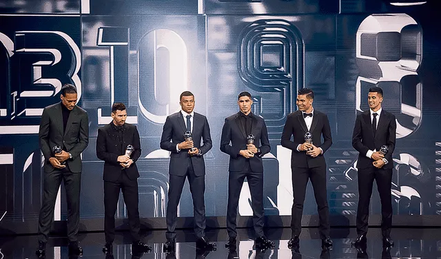  Aplausos. Seis de los once mejores jugadores FIFA. Foto: difusión   