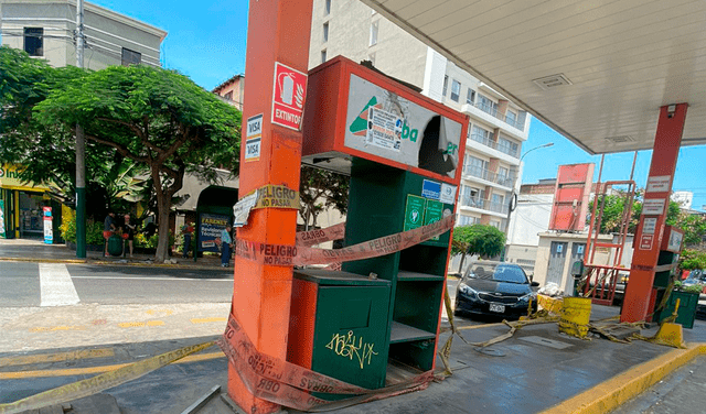  Grifo Aba Singer de la avenida Cuba luce abandonado. Foto: Samyr Balta/LR   
