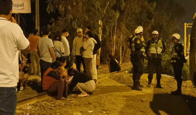 Familiares de María Mirko Tito exigen justicia por el fallecimiento de la joven de 18 años de edad. Foto: María Pía Ponce / URPI-LR    