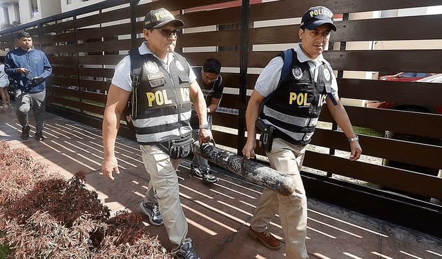  Fuerza. La Policía tenía autorización para ingresar a la fuerza. Foto: Andina   