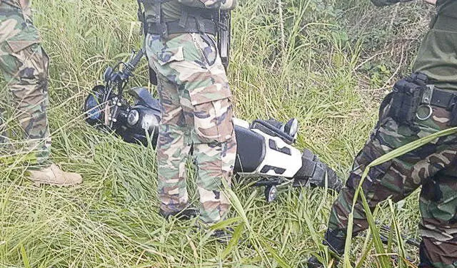 Hallazgo. Policías hallaron la motocicleta que habría usado el asesino a sueldo. Foto: difusión   