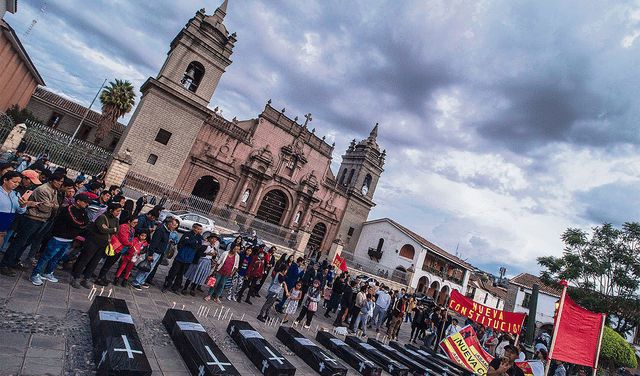  Versión. Jefe del CCFFAA afirma que se enteró de las muertes por los medios de prensa. Foto: AFP<br><br>    