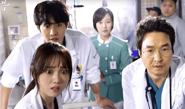 Ahn Hyo Seop, Lee Sung Kyung y Han Suk Kyu protagonizan el k-drama "Doctor Romantic 3". Foto: SBS    